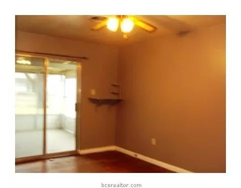 3402 Cavitt Ave, Bryan, TX 77801 photo 9