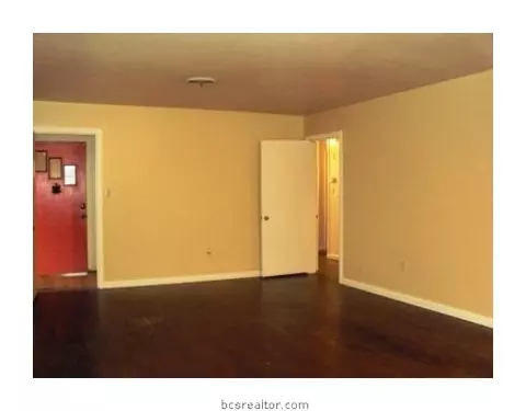 3402 Cavitt Ave, Bryan, TX 77801 photo 3