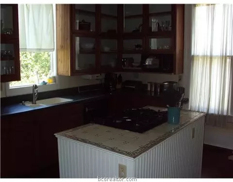 616 E 31st St, Bryan, TX 77803 photo 12