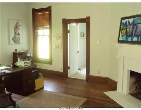 616 E 31st St, Bryan, TX 77803 photo 10
