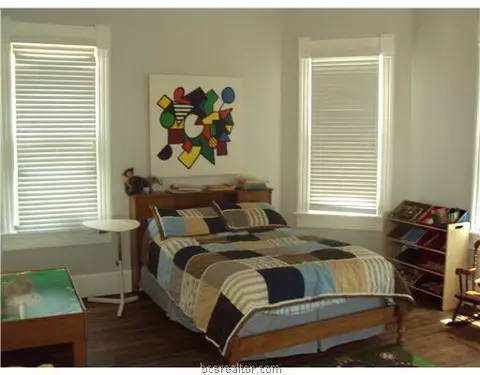 616 E 31st St, Bryan, TX 77803 photo 17