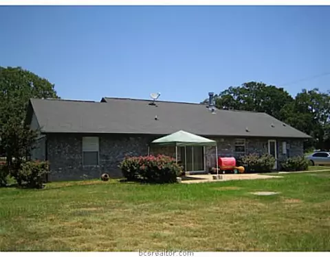 5970 Chick Ln, Bryan, TX 77807 photo 4