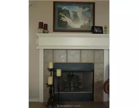4909 Park Hampton, Bryan, TX 77802 photo 6