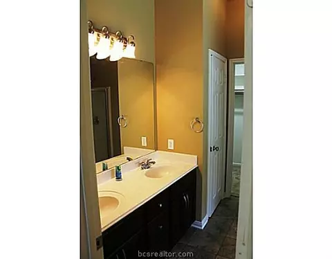 1702 Summerwood, Bryan, TX 77807 photo 16