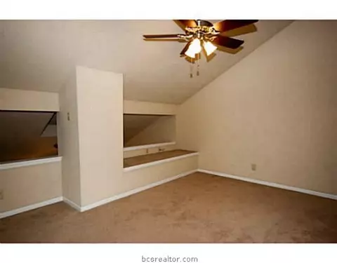 901 Navidad St, Bryan, TX 77801 photo 12