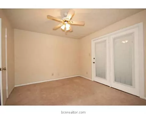 901 Navidad St, Bryan, TX 77801 photo 10
