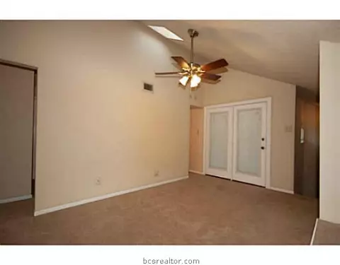 901 Navidad St, Bryan, TX 77801 photo 13