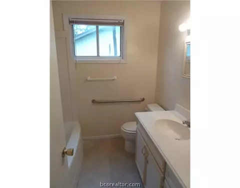 401 Gilbert St, Bryan, TX 77801 photo 19