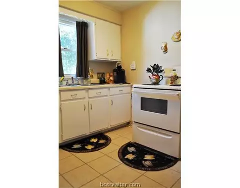 1108 E 31st, Bryan, TX 77802 photo 6
