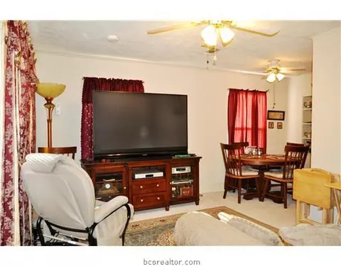 1108 E 31st, Bryan, TX 77802 photo 4
