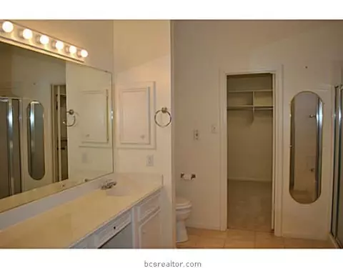 3805 Chaucer Ct, Bryan, TX 77802 photo 9
