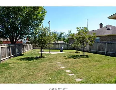 3805 Chaucer Ct, Bryan, TX 77802 photo 15
