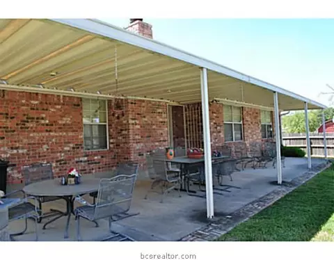 3805 Chaucer Ct, Bryan, TX 77802 photo 16