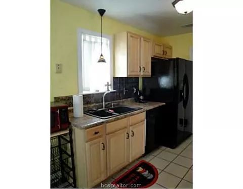 2119 Pantera Dr, Bryan, TX 77807 photo 9