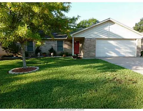 2119 Pantera Dr, Bryan, TX 77807 photo 1