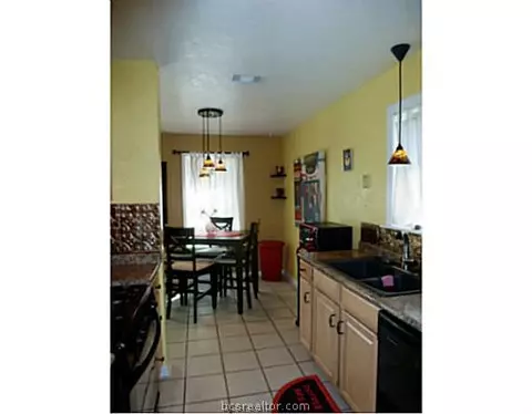 2119 Pantera Dr, Bryan, TX 77807 photo 11