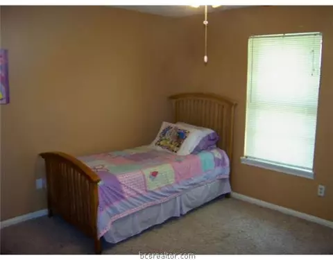 3701 Holly Dr, Bryan, TX 77802 photo 11