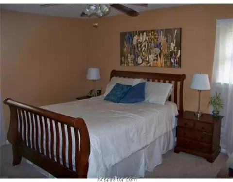 3701 Holly Dr, Bryan, TX 77802 photo 12