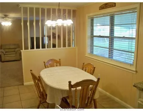 3701 Holly Dr, Bryan, TX 77802 photo 5