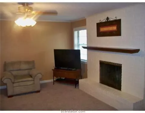 3701 Holly Dr, Bryan, TX 77802 photo 8