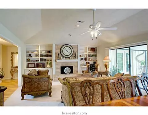 700 Chevy Chase, Bryan, TX 77802 photo 7