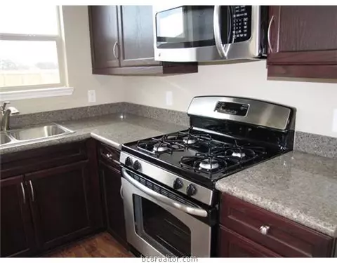 2011 Positano, Bryan, TX 77808 photo 6