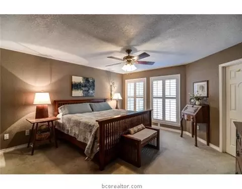 2908 Broadmoor Dr, Bryan, TX 77802 photo 10