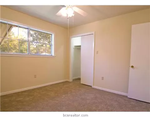 1109 Esther Blvd, Bryan, TX 77802 photo 13