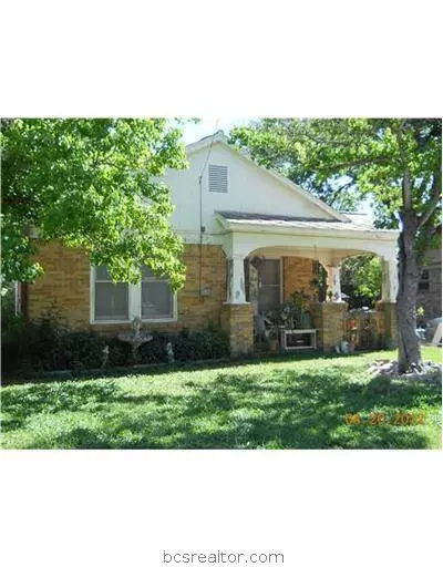 1110 E 25th St, Bryan, TX 77803 photo 6