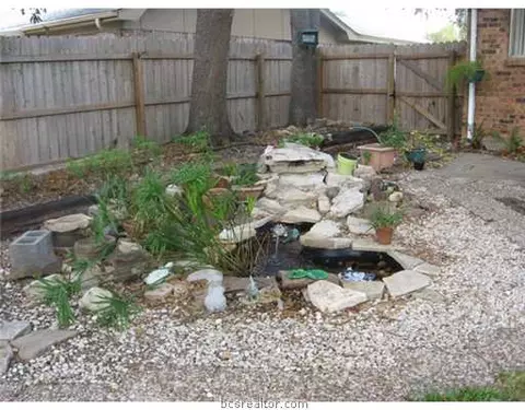 4002 Stillmeadow Dr, Bryan, TX 77802 photo 6