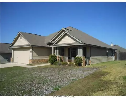 1704 Summerwood, Bryan, TX 77802 photo 2