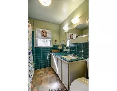313 Laurel St, Bryan, TX 77801 photo 8
