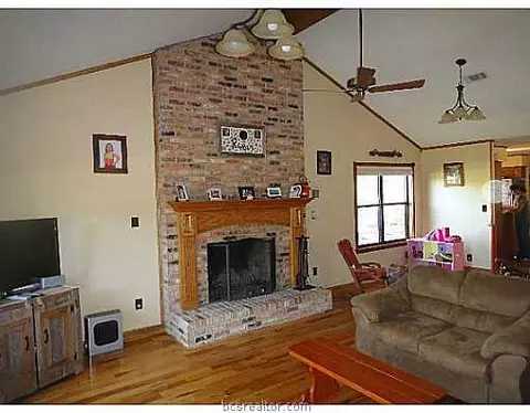 4920 Burt Rd, Bryan, TX 77807 photo 14