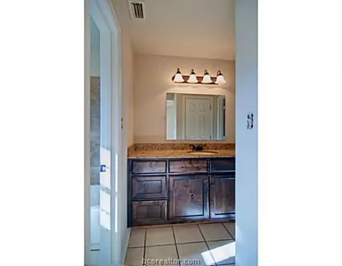 200 Davis St, Bryan, TX 77801 photo 25