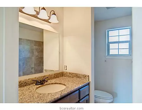 200 Davis St, Bryan, TX 77801 photo 8