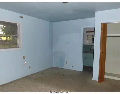 707 21st St, Bryan, TX 77803 photo 4