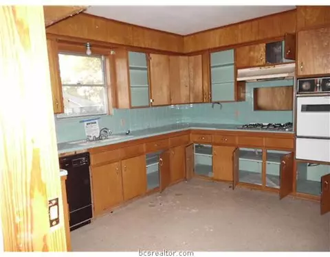 707 21st St, Bryan, TX 77803 photo 9
