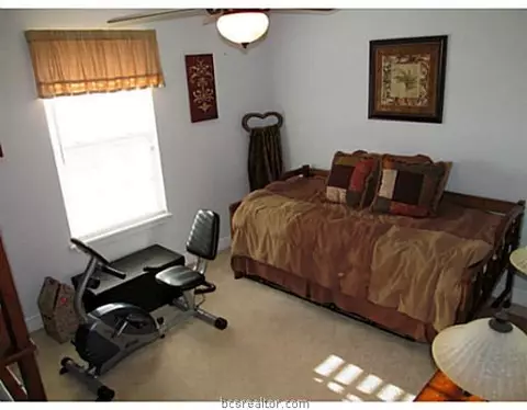 15723 Pine Tree Rd, Bryan, TX 77808 photo 11
