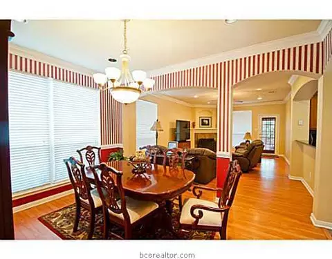 3702 Williams Trace Dr, Bryan, TX 77808 photo 12