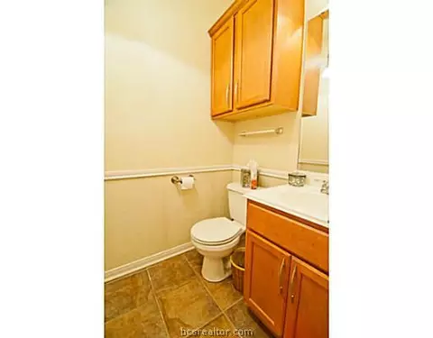 3702 Williams Trace Dr, Bryan, TX 77808 photo 13