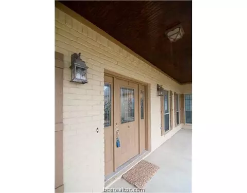 5715 Easterling, Bryan, TX 77808 photo 5