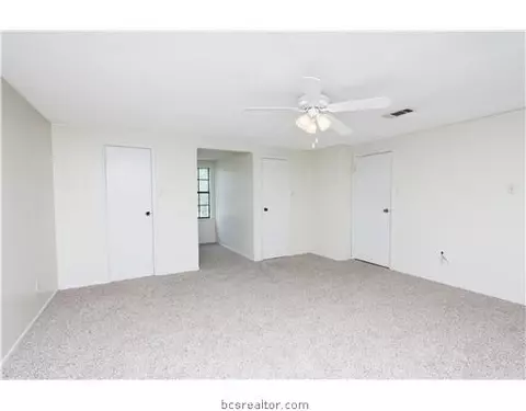 900 Jane Ln, Bryan, TX 77802 photo 13