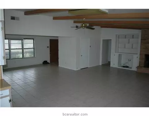 307 Borderbrook, Bryan, TX 77802 photo 3