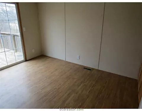 2106 Cedar Bend Cir, Bryan, TX 77807 photo 9
