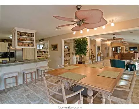 4409 Leonard Rd, Bryan, TX 77807 photo 6