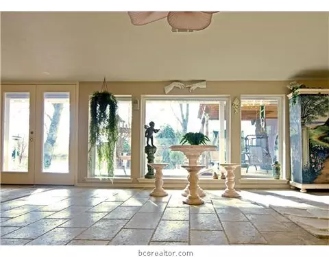 4409 Leonard Rd, Bryan, TX 77807 photo 9