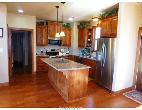 264 Rustic Oaks, Bryan, TX 77808 photo 4