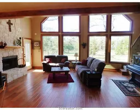 264 Rustic Oaks, Bryan, TX 77808 photo 2