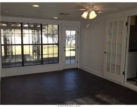 1414 E 29th St, Bryan, TX 77802 photo 6