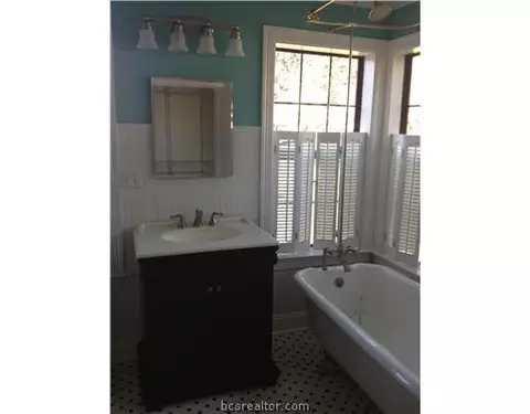1414 E 29th St, Bryan, TX 77802 photo 11